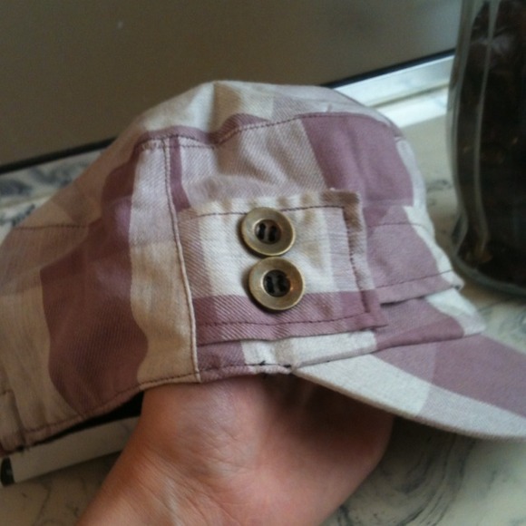 Purple hat - Picture 2 of 2