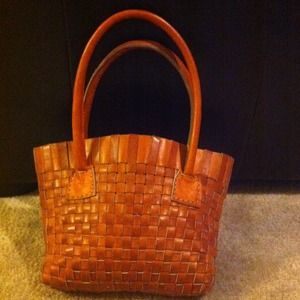 Hand bag (pure leather)