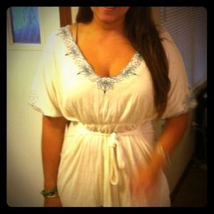 Cream tunic with blue embroidery