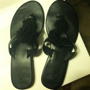 *REDUCED* NY & Co black sandals
