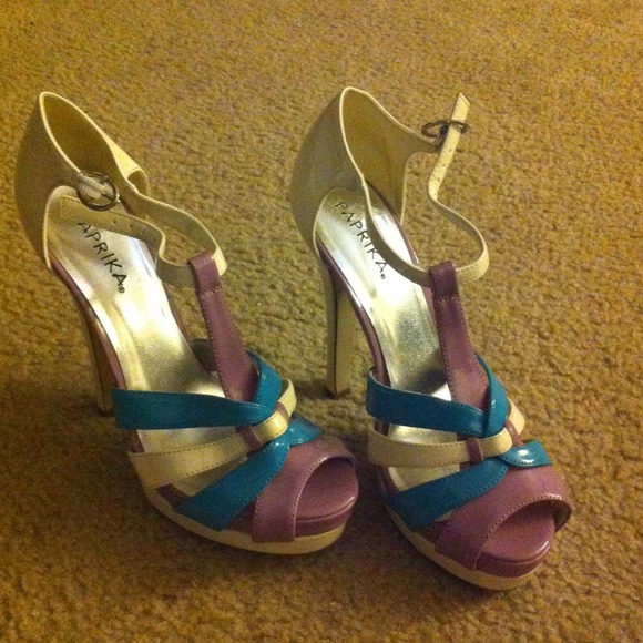 Reserved for bakere08 Platform multicolor heel