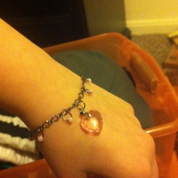 Crystal heart bracelet