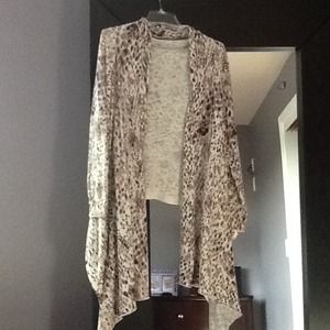 V.s. leopard wrap