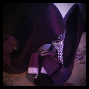 RSVP size 8.5(us) gorgeous plum:purple heels