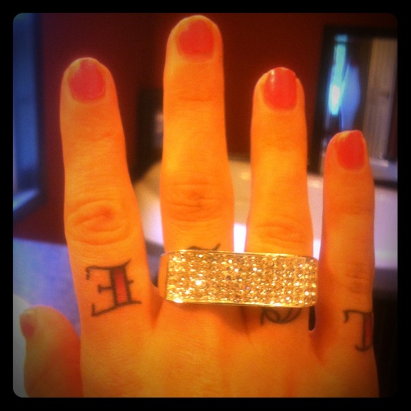 Double Finger Knuckle Ring - Picture 1 of 1