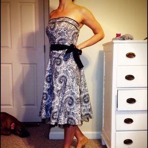 RESERVED!! 🎀Black Paisley Strapless Dress🎀