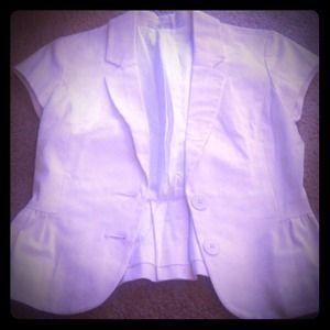 White short sleeve jacket