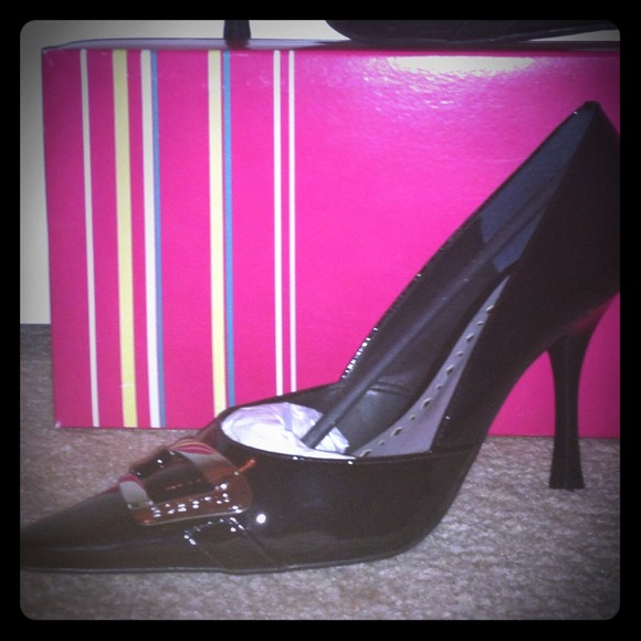 Sold in bundle, BCBG Black Patent Pump
