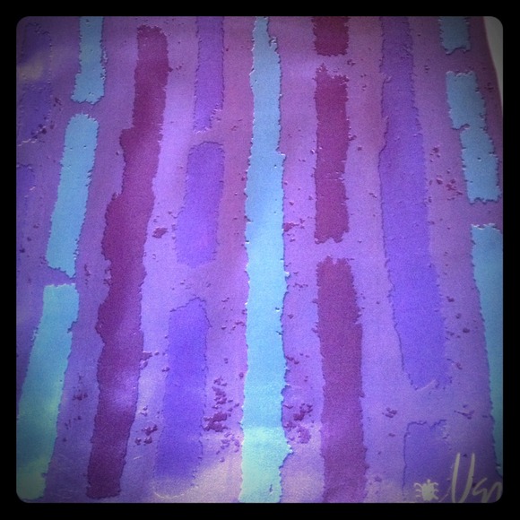 SOLD !!!!!! REDUCED Vintage Vera scarf