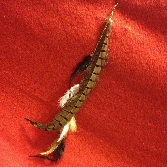 Vintage long native American feather earring 😘