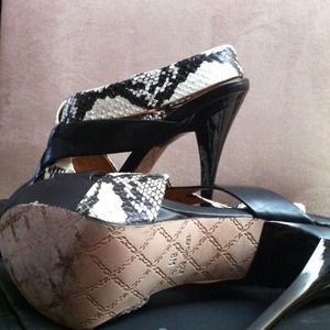 L.A.M.B. Shoes - L.A.M.B black&python sky high platform heels L.A.M.B. Shoes - L.A.M.B black&python sky high platform heels