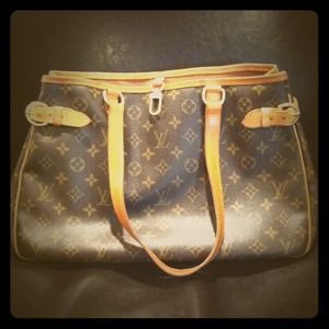 RESERVED Authentic Louis Vuitton bag