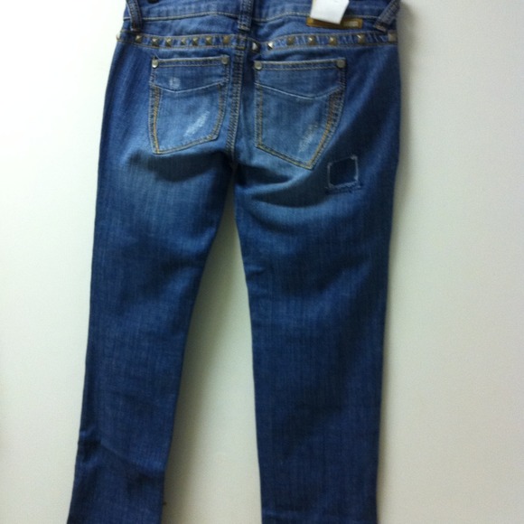Brand New w/ Tag✨Distressed Studded Jeans - Picture 3 of 3