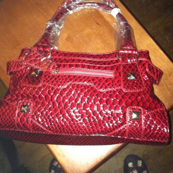 Handbags - Cute red bag