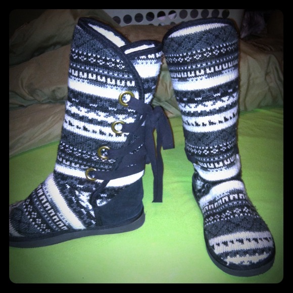 SOLD Muk Luks Boots