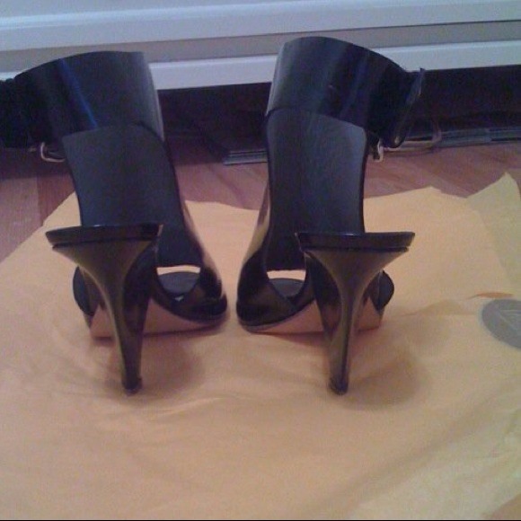 Chloe heels - Picture 2 of 3