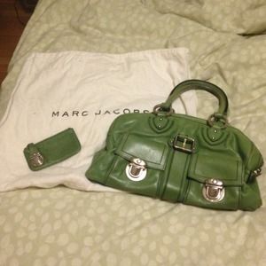 AUTHENTIC Marc Jacobs handbag w/coin purse