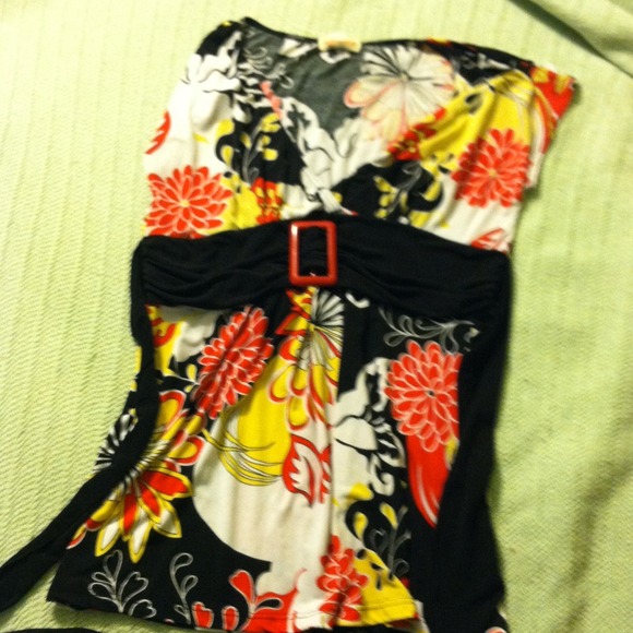 Cute black, yellow, red, and white top