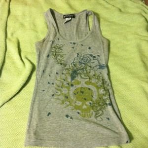 Gray tank with skull design!