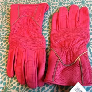 ⚠RESERVED⚠ NWT Hot Pink Leather Gloves