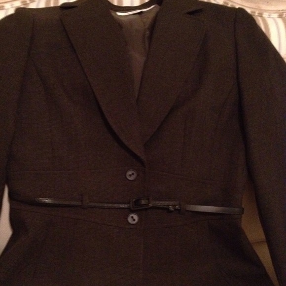 💼👠RESERVED  Tahari Pant Suit-Like New!