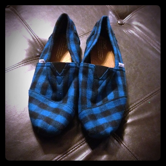 TOMS Shoes - Reserved for @mvbree - Turquoise Plaid Toms NWOT