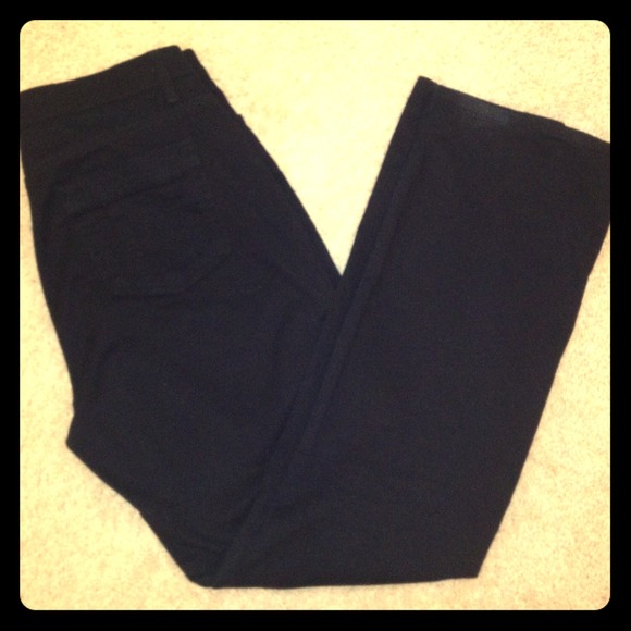 SOLD @heleofjoy Gloria Vanderbilt pants