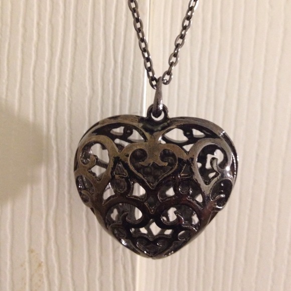 Necklace - Picture 3 of 3