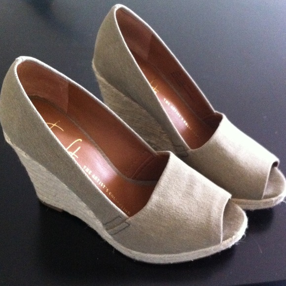 Khaki green neutral Espadrilles