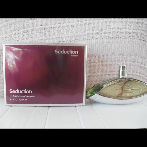 Seduction perfume