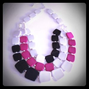 RESERVED Statement Necklace+BR bag bundle