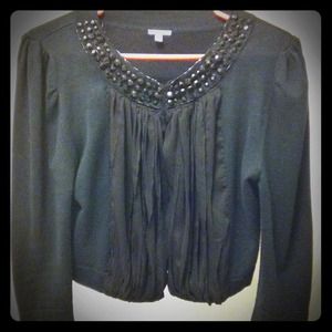 Very chic blazer. Great for evening wear!