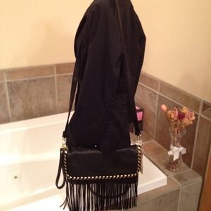 Steve Madden Bags - ~Reduced!~👜Steve Madden fringed clutch/purse Steve Madden Bags - ~Reduced!~👜Steve Madden fringed clutch/purse