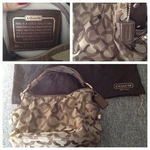 REDUCED-Authentic Coach Opt Art Signature Shoulder