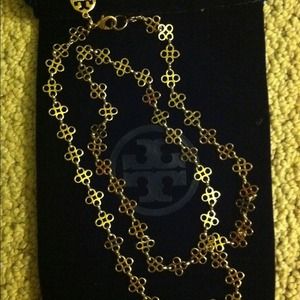 tory burch mini clover necklace