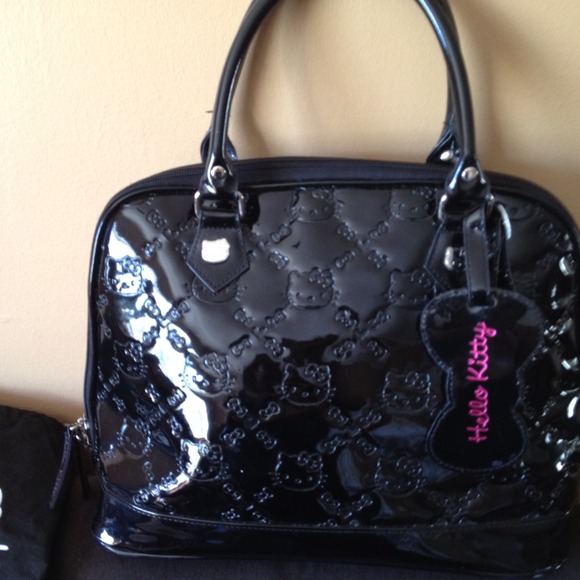 Hello kitty bowler bag (RESERVED FOR NENAFETISH)