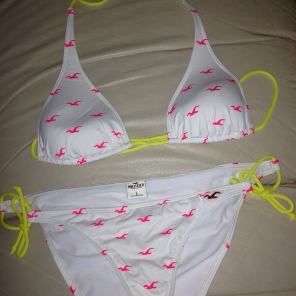 😚::👙Hollister Bikini😍