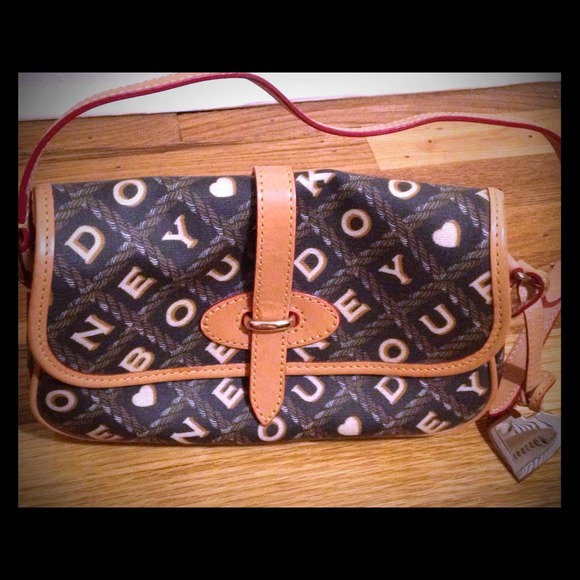 Dooney & Bourke Handbag