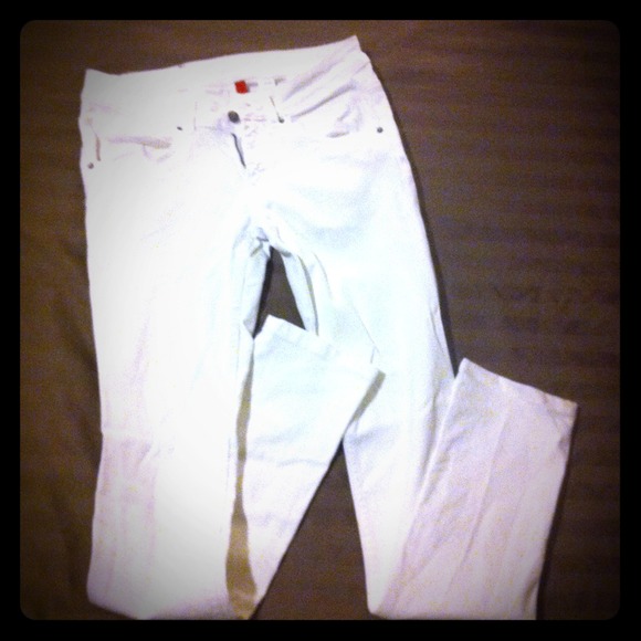 🔴Reserved for @Mschellie🔴White Skinny Leg Jeans