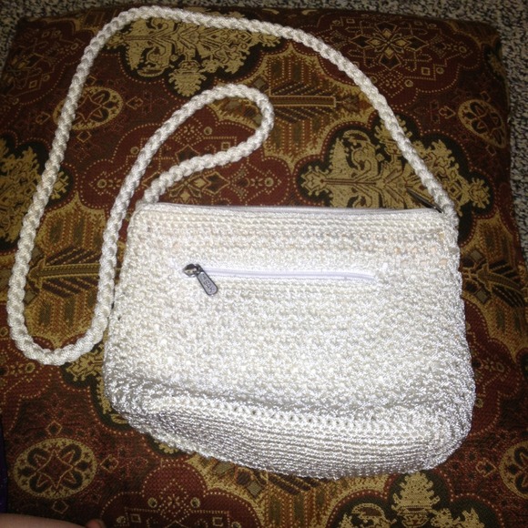 Small sak cross body bag with long strap
