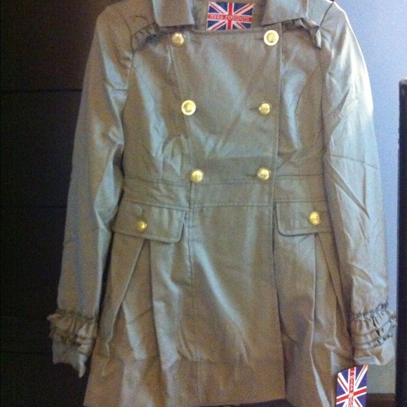 Adorable light weight jacket with ruffle detail