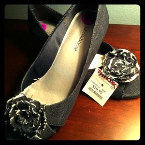 ***Reserved***Denim peep toe mini wedge...so cute!