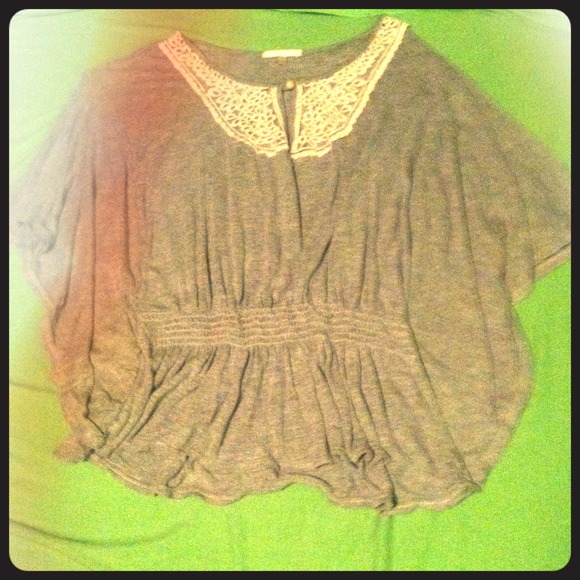 ❌SOLD Cute Baggy Top With Lace