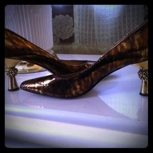 Pair of Adrienne shoes size 8 1/2