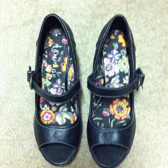 Hold Black Rampage Peep Toe Shoes