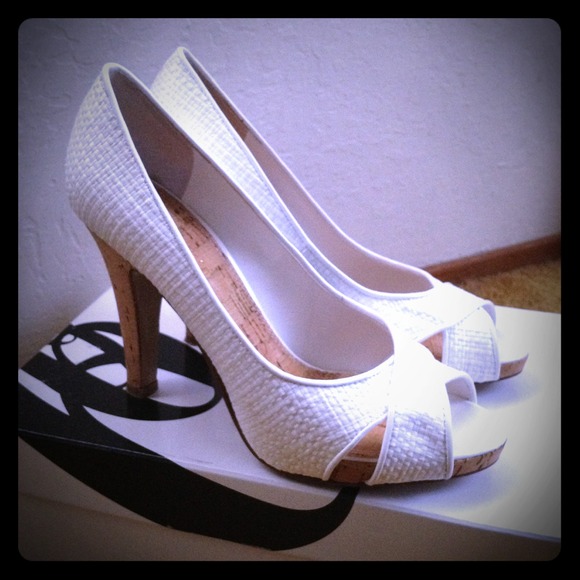 White Nine West Summer Heels