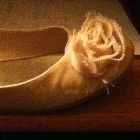 Shoes:) - Picture 2 of 3