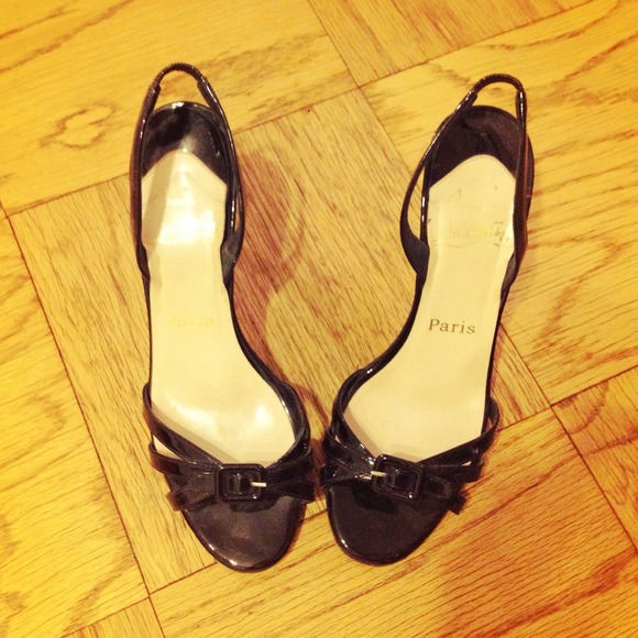 *Reserved for Karinacyouthere* CL Slingbacks