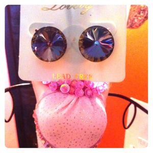 Green Crystal pierced earring