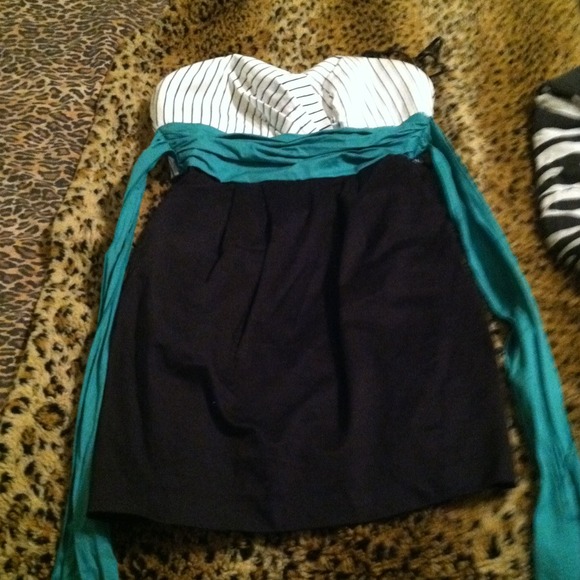 Dress - Picture 1 of 2